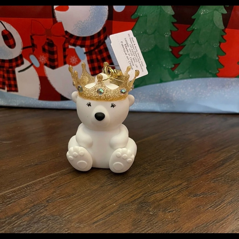 COPY - BNWT Royal Polar Bear Pocketbac Holder